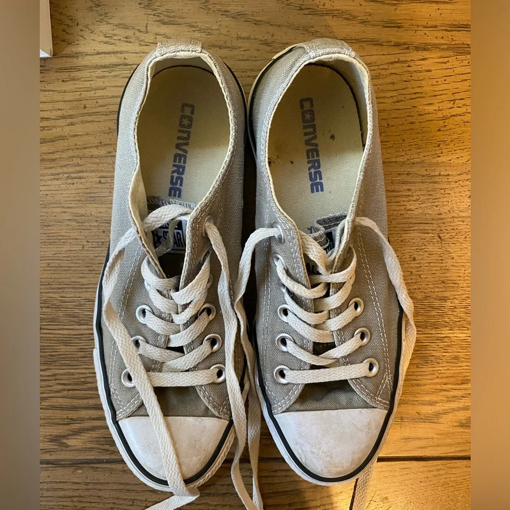 Converse All Stars size 7